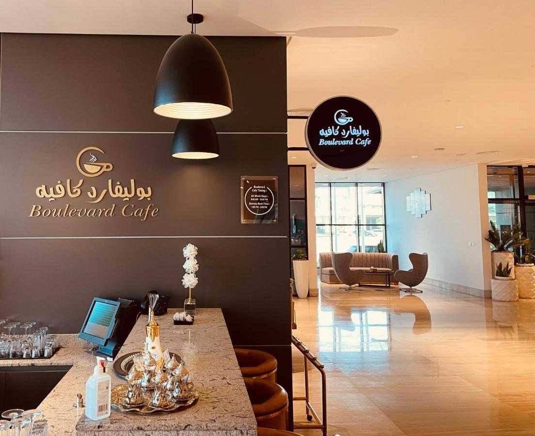 Boulevard Hotel Oman Seeb Exterior photo