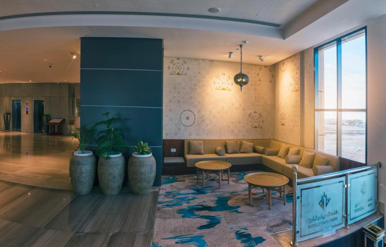 Boulevard Hotel Oman Seeb Exterior photo